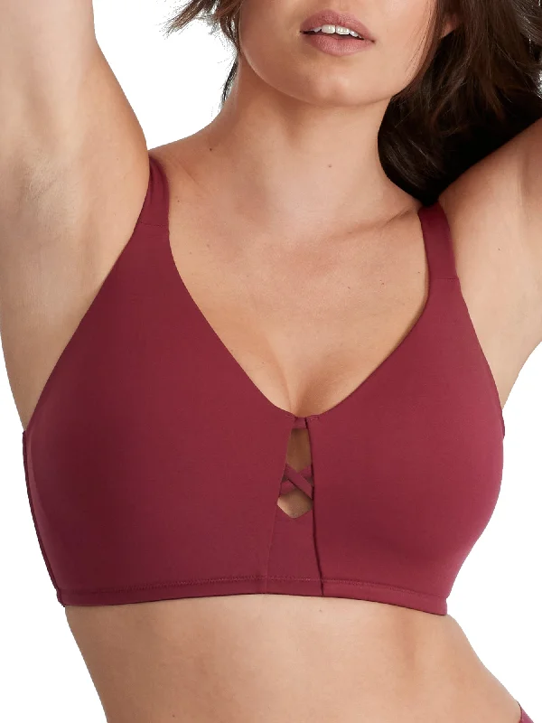 40DD / maroon banner