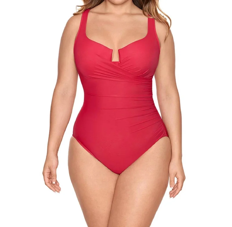 Underwire Plus Size One Piece Swimsuit In Red