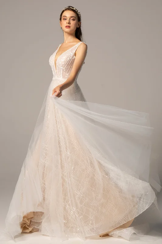 A-Line Court Train Tulle Wedding Dress CW2367